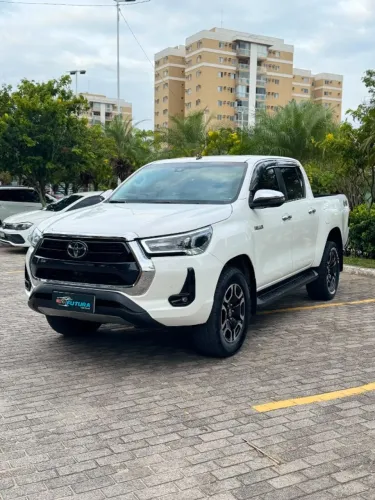 Toyota Hilux CD SRX 4X4 2.8 TDI 16V Diesel Aut. 2023