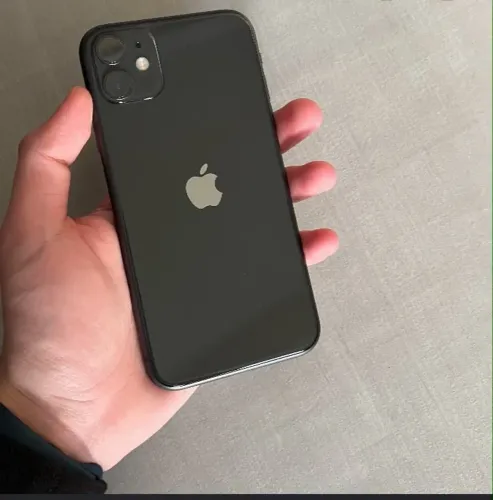 iPhone 11