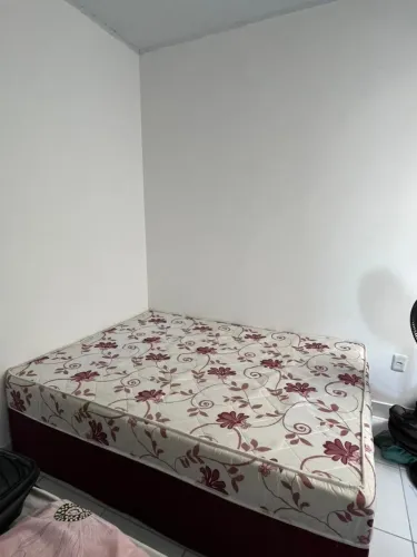 Cama Box Casal - Sem uso 