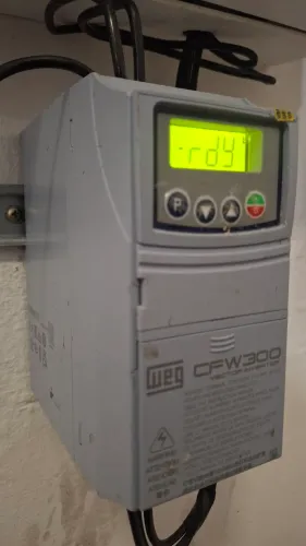 Inversor De Frequência WEG CFW300 - Funcionando Perfeitamente