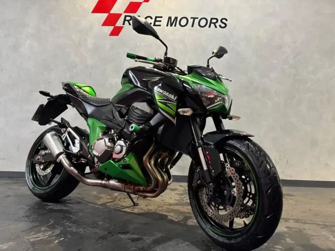 KAWASAKI Z800 VERDE 2014