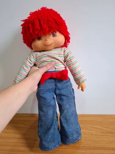 Boneca antiga moranguinho para colecionadores