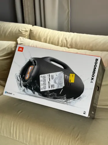 JBL BOOMBOX 4 . Lacrada 