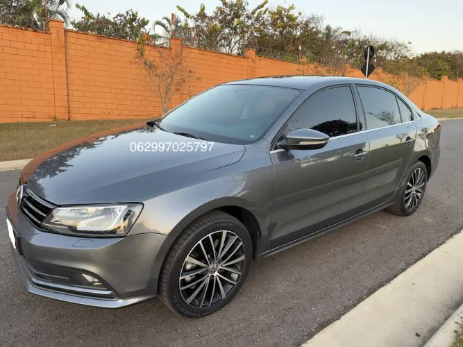 Volkswagen Jetta Highline 2.0 TSI 16V 4P Tiptronic 2017