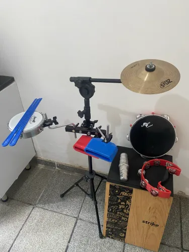 Percussão em Excelente Estado