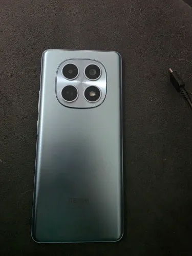 Redmi note 15 8gb , 3 meses apenas.