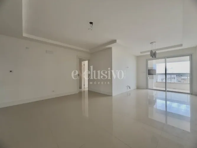 Apartamento com Vista para o Mar na Beira-Mar Continental