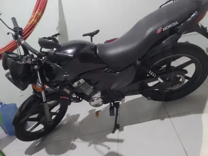 Moto Fan 150 ano 2013 