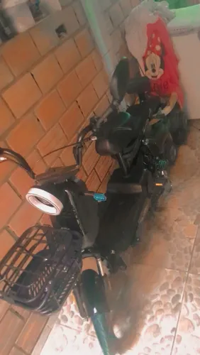 VENDE-SE BICICLETA ELÉTRICA NOVA