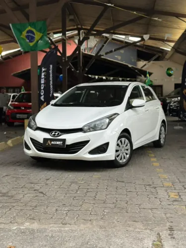 Hyundai HB20S Comfort Plus 1.0 Flex 12V Mec. 2025