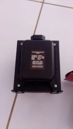 Transformador bivolt semi novo,3000VA