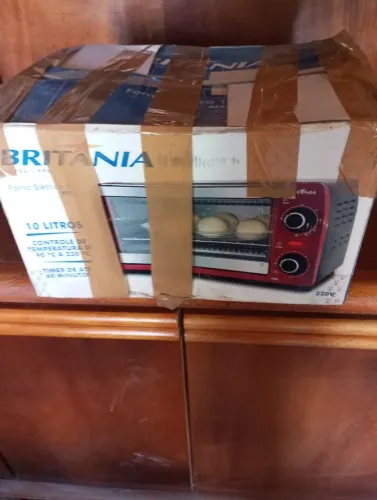 forno elétrico Britânia 10L