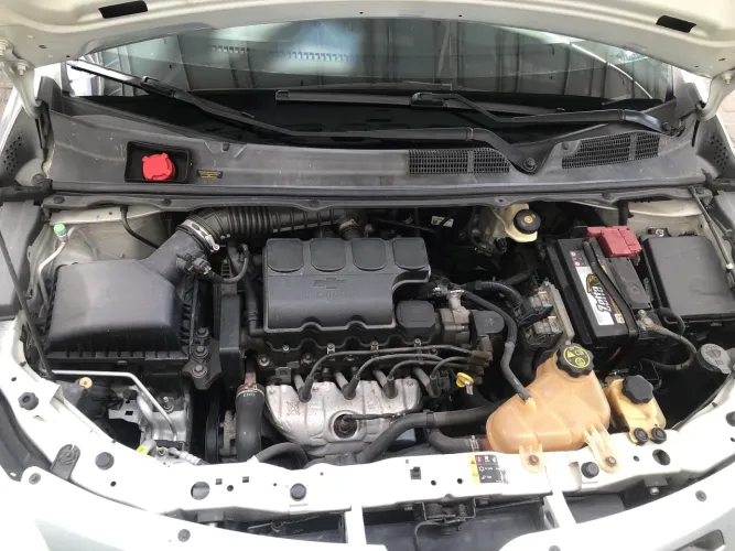 Chevrolet Cobalt LS 1.4 8V Flexpower 4P 2013