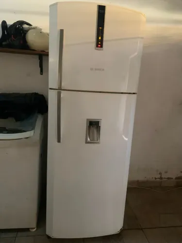 Geladeira Bosch KDN49 Frost Free (Para Conserto / Retirada