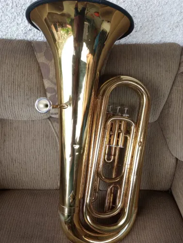 Tuba