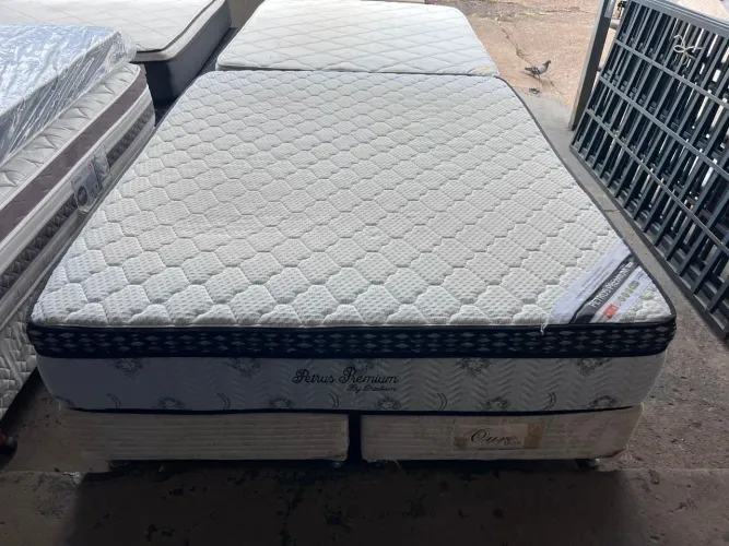 Cama box Queen size Colchão Ortobom molas ensacandas bambú dividimos TB cartão 