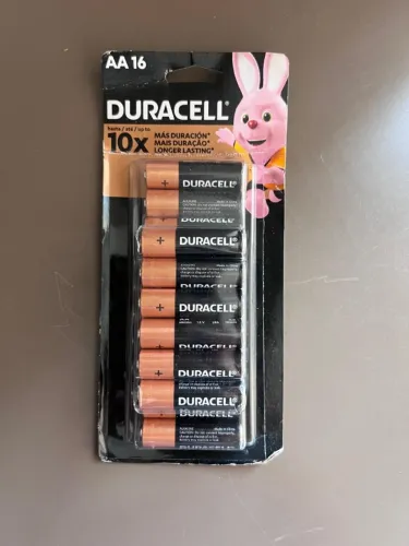 Pilhas Duracell - Kit com pilhas e uma Bateria