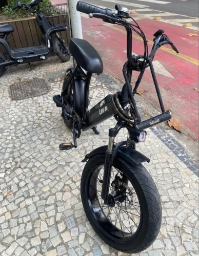 Bike elétrica Lev Cruiser Semi nova