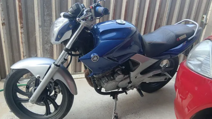 Fazer 250