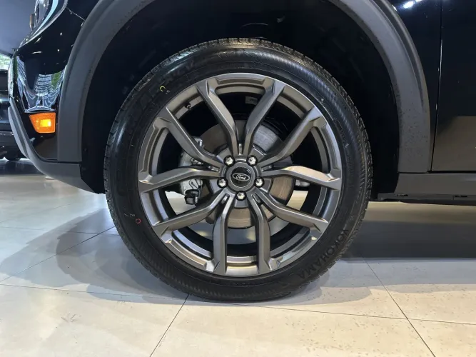 Ford Maverick L. Black 2.0 Ecoboost AWD Aut. 2026