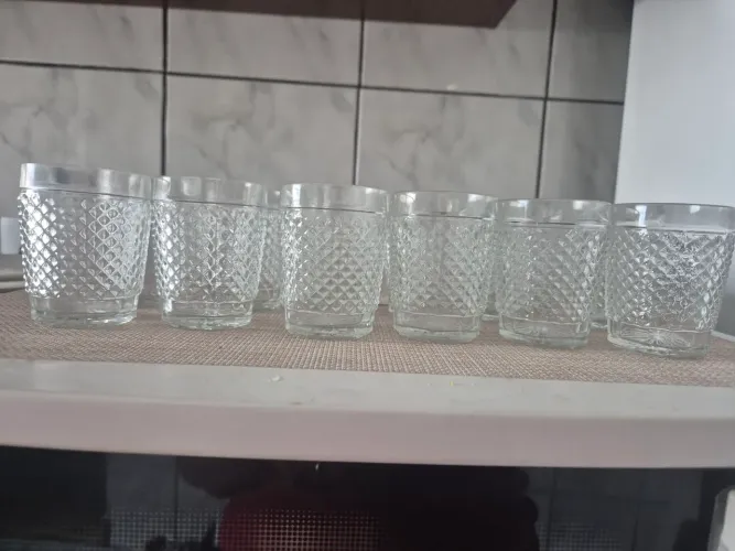 *Copo pequeno bico de jaca para aperitivo/ licor *