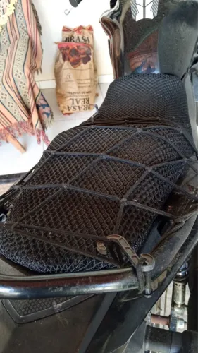 Moto bem conservada