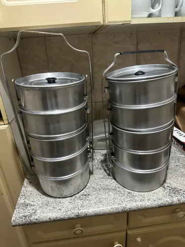 Conjunto de Marmitas de Alumínio Antigo
