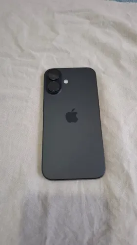 iPhone 16