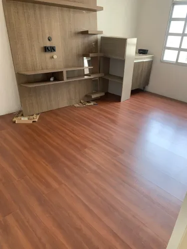 Instalação de Piso Laminado - Acabamento Impecável