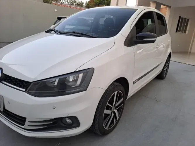 Volkswagen Fox RUN 1.6 Flex 8V 5P 2017