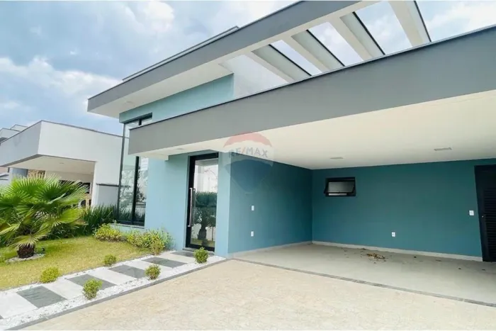 CASA TERREA COM PISCINA PARA LOCAÇAO CONDOMINIO CYRELA