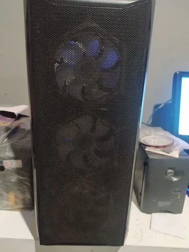 Computador para estudos, trabalho e jogos leves (LER A DESCRIÇÃO)