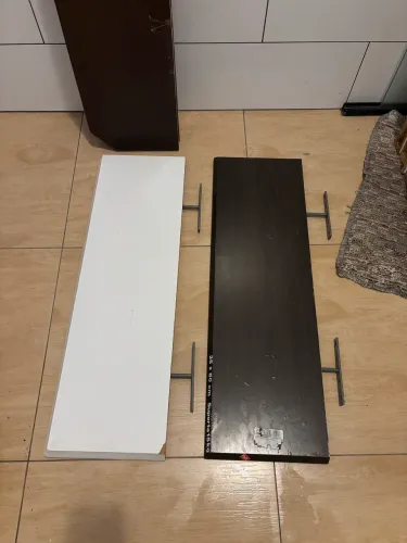 4 prateleiras em madeira acompanha suporte de embutir