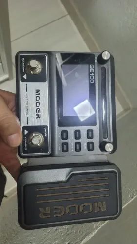Pedaleira Moeer ge100