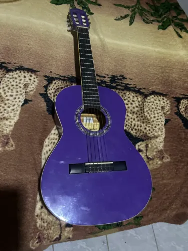 Violão de nylon roxo