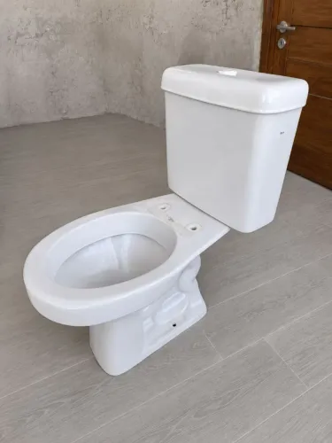 Vaso sanitário Deca usado