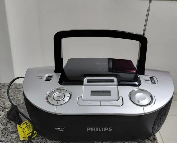 Rádio Philips AM/FM e CD