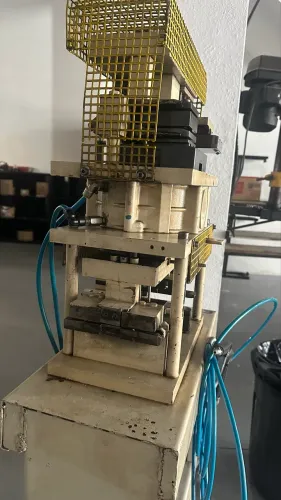 Estampo Pneumático Esquadria Suprema