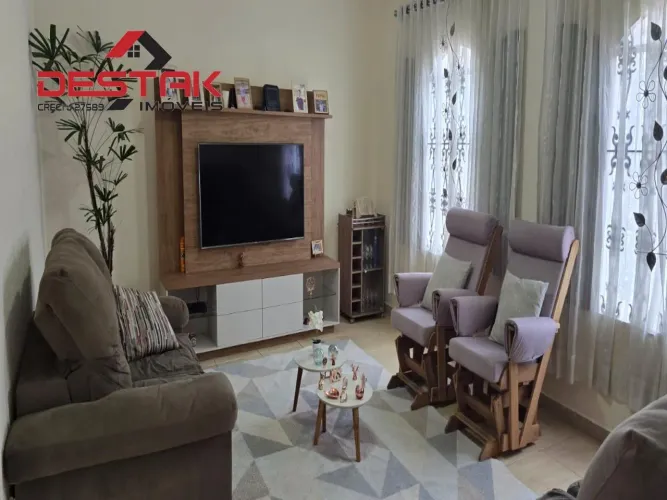 Casa Com Piscina e Area Gourmet A Venda Na Vila Josefina Em Jundiai/sp.