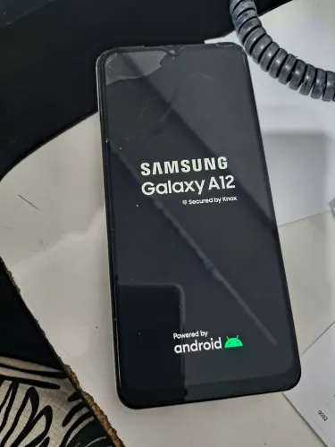 Celular Samsung A12 seminovo