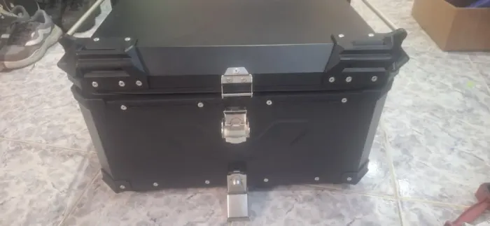Topcase de alumínio 65l