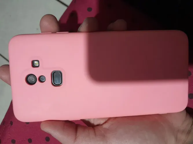 Telefone J8