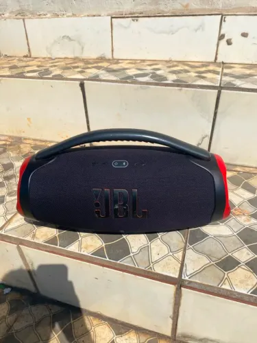 JBL bombox 3