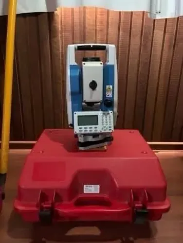 Estação Total CHC CTS 112