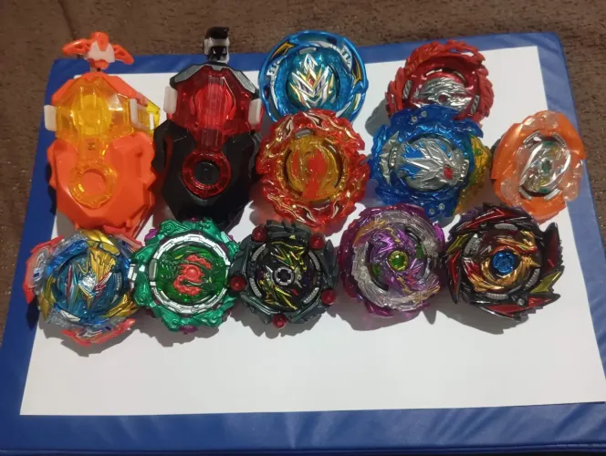 Beyblade Burst Sparking e DB (Marcas Flame, SB e MQ)