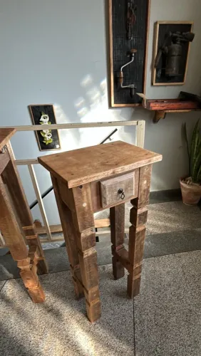 Mesa de telefone