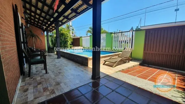 Piscina, Lareira, bilhar, área gourmet, Wi-Fi, 4dorm,  200mts Mar
