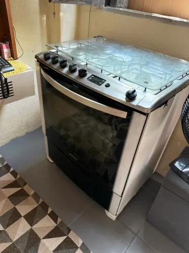 Fogão 6 bocas Electrolux 