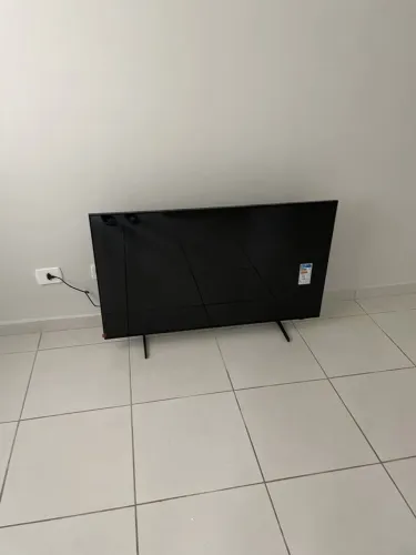 Televisão 60 polegadas semi nova