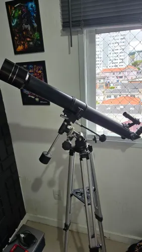 Telescópio Refrator Greika 90070 + Tripé Equatorial